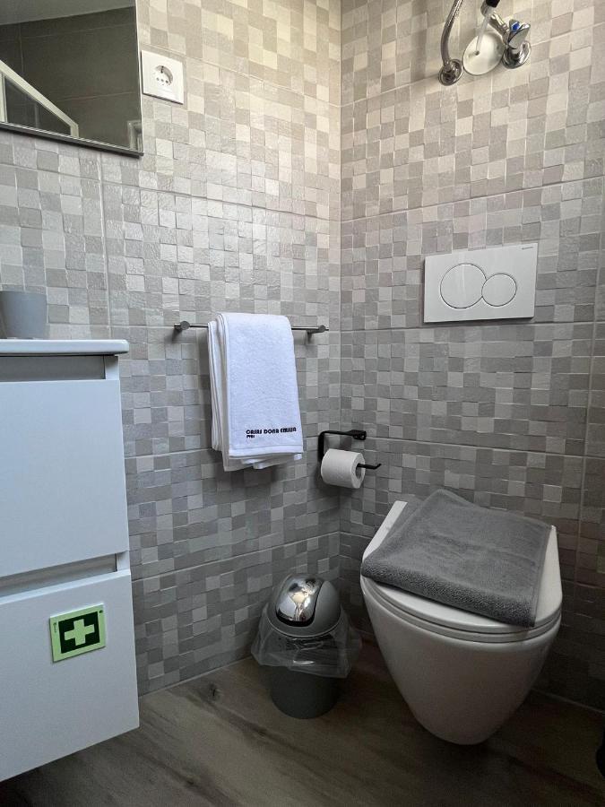 Casas Dona Emilia Vieira de Leiria Exterior foto